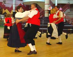 Image of Elk Horn's Danish Folk Dancers dancing